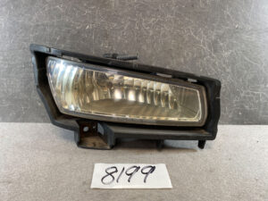 TOYOTA Genuine Foglight / KOITO 28-168 / Right Side x1