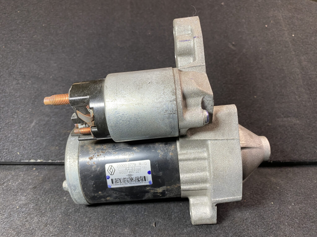 Genuine Starter Motor RENAULT Clio MEGANE 233000779R / M000T46572ZT