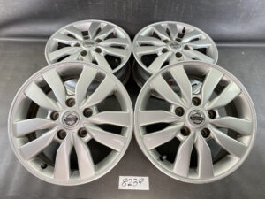 NISSAN FACTORY Alloy 15x5.5j +45 5x114.3 CB:65 x4