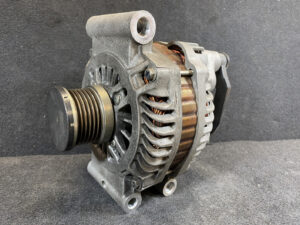 Genuine Alternator BMW MINI / V 758575180 01 / A003TG5281ZEA / CL12