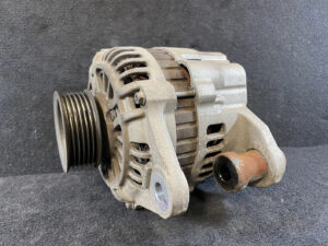 Genuine Alternator MITSUBISHI ROSA , CANTER 4M50 24V / ME222848 / A3TR5193ZT