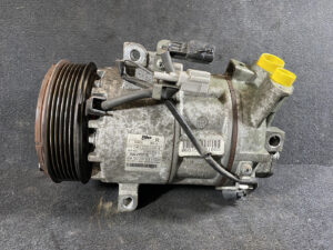 NISSAN AC Conpressor / 92600 3RS1A / Valeo