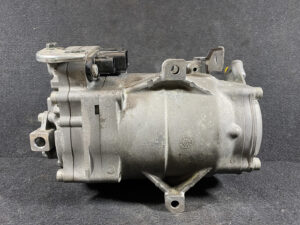 Genuine AC COMPRESSOR NISSAN NOTE E-Power HE12 / 92600 5WK0B