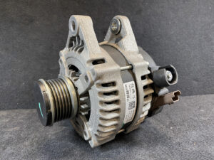 Genuine Alternator PEUGEOT / MS1042119580 / 9820893880