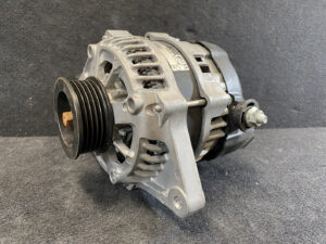 Genuine Alternator SUZUKI SWIFT ZC33S K14C / 31400-52R00 / 104211-4320