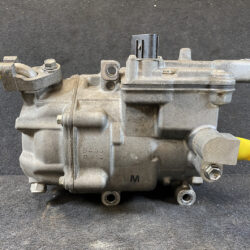 Genuine AC COMPRESSOR TOYOTA NHP10 / ES14C / 042200-0512 » JDM-PARTS NZ