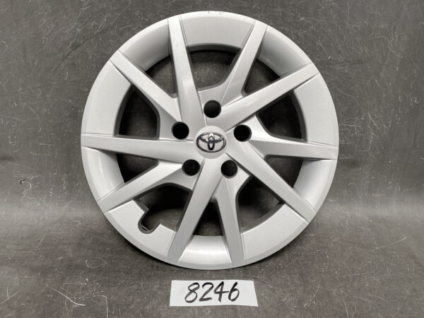 TOYOTA PRIUS ALPHA ZVW40 ZVW41 Genuine 16inch WHEEL CAP / HUB CAP 42602-47090 x1 » JDM-PARTS NZ