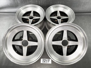 WORK EQUIP 01 14x7j +5 / 14x7.5j +3 4x114.3 CB:73 x4