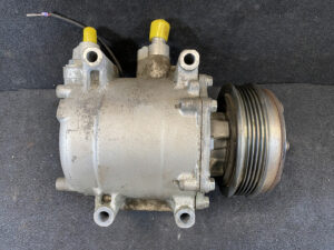 Genuine AC COMPRESSOR HONDA INSIGHT CRZ FREED / HSK-70 38810-RK8-006