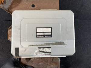 Genuine ECU Engine control unit for ISUZU NKR81AN 4HL1 / 8980228100 03 / 3024-D331