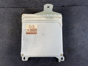 Genuine ECU Engine control unit for NISSAN G50 / A18-C28 PC7 / 23710 81U11