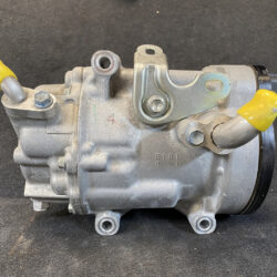 Genuine AC COMPRESSOR TOYOTA C-HR,Prius ZVW50 ZVW51 042400-0240