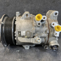 Genuine AC COMPRESSOR TOYOTA HIace RAV4 Vanguard 447260-1208