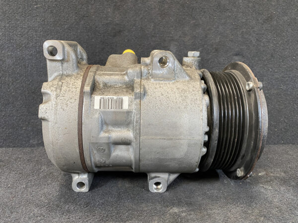 Genuine AC COMPRESSOR TOYOTA CA38 / 6SEU16C / 447260-1208 » JDM-PARTS NZ