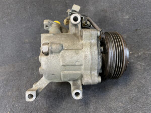 Genuine AC COMPRESSOR TOYOTA PASSO DAIHATUS BOON / 447260-5055 / 88310-B1010