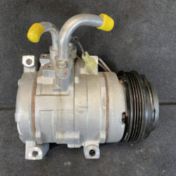 Genuine AC COMPRESSOR TOYOTA TownAce LiteAce S402M / 447280-0191 / 88320-BZ120
