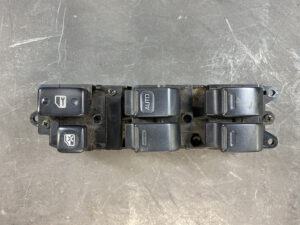 Power Window Switch / 1997 TOYOTA COROLLA AE110 / 952-1W6D / FRONT DOOR