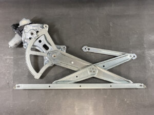 Power Window Regulator with Motor / 2012 TOYOTA SPADE NCP141 FRONT Right side