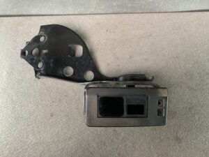 TOYOTA CROWN MAJESTA UZS186 Millimeter Wave Radar