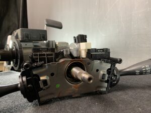 SZUKI SWIFT ZC31S steering column