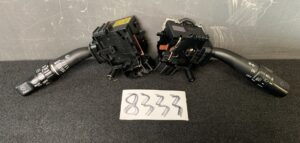 Toyota WISH ZNE10 Genuine Headlight / Indicator Switch 84652-2G410