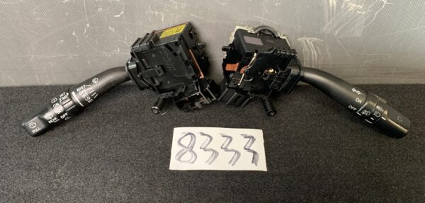 Toyota WISH ZNE10 Genuine Headlight / Indicator Switch 84652-2G410 » JDM-PARTS NZ