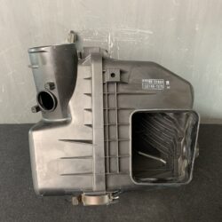 TOYOTA MARK X GRX120 Genuine Air Intake Box 17700-31560 / 100140-7570