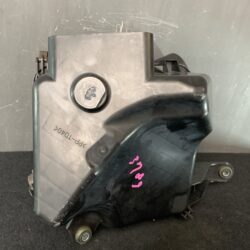 TOYOTA MARK X GRX120 Genuine Air Intake Box 17700-31560 / 100140-7570