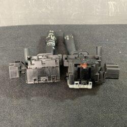 TOYOTA COROLLA FIELDER NZE121 Genuie SWITCH ASSEMBLY C30CV335 84652-2G410,173665