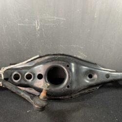 Used TOYOTA AURIS ZRE186H Rear Right Lower Arm
