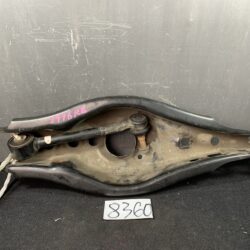 Used TOYOTA AURIS ZRE186H Rear Right Lower Arm