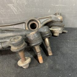 Used TOYOTA Celsior UCF31 Rear Right Lower Arm