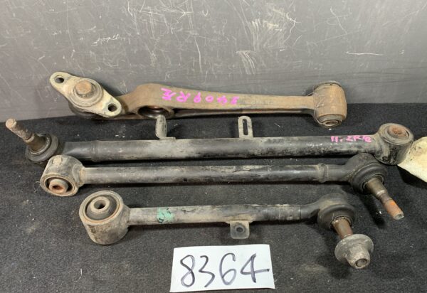 Used TOYOTA Celsior UCF31 Rear Right Lower Arm » JDM-PARTS NZ