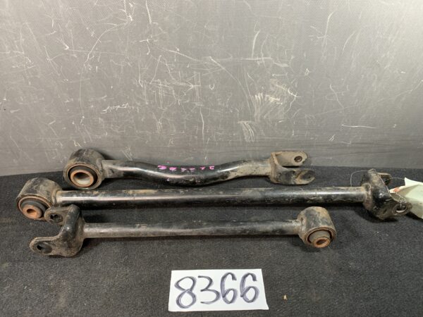 Used NISSAN R35 GT-R Rear Right Lower Arm » JDM-PARTS NZ