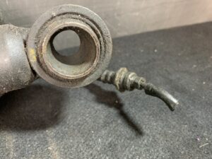 Used NISSAN President PHG50 Front Left Shock Absorber アクチュエーター漏れ痕あり