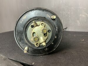 Used NISSAN President PHG50 Front Left Shock Absorber アクチュエーター漏れ痕あり