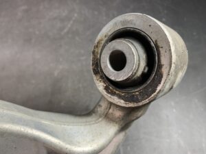 Used NISSAN SKYLINE V36 Front Left Lower Arm