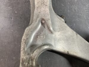 Used NISSAN SKYLINE V36 Front Left Lower Arm