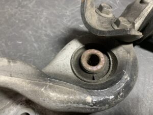 Used NISSAN FUGA PY50 Front Right Lower Arm