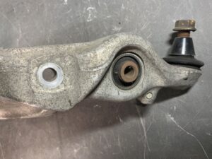 Used NISSAN FUGA PY50 Front Right Lower Arm