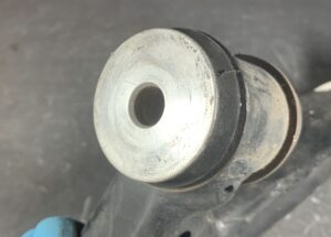 Used TOYOTA CROWN GRS180 Front Right Lower Arm