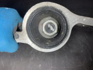 Used TOYOTA CROWN GRS180 Front Right Lower Arm