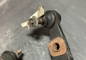 Used TOYOTA CROWN GRS180 Front Right Lower Arm