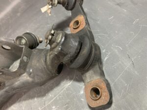 Used TOYOTA CROWN GRS180 Front Right Lower Arm