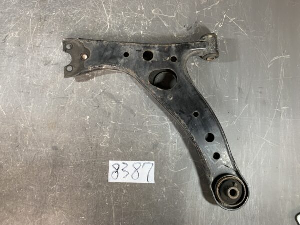 Used TOYOTA RAV4 ACA21W Front Right Lower Arm » JDM-PARTS NZ