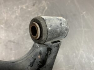 Used TOYOTA SPRINTER AE110 Front Right Lower Arm