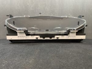 Genuine TOYOTA AURIS ZRE186H METER ASSY 83800-12V52, 157560-9130, 07R21