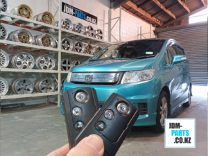 HONDA FREED Replacement key