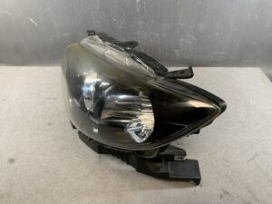 SUBARU IMPREZA GH GE GV GR Genuine Headlight ICHIKOH 1806 / Left Side x1