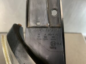 SUZUKI SWIFT ZC72S ZD72S Genuine Headlight / STANLEY P9119 / Right Side x1